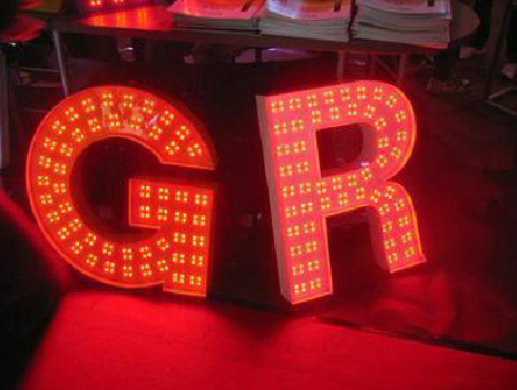 泉州LED发光字有哪些优势？